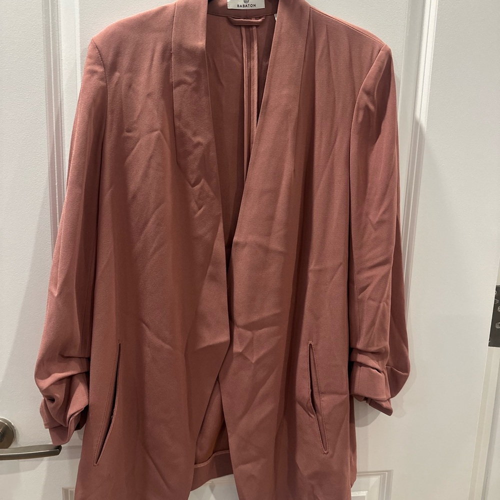 Aritizia Babaton Mauve / Dusty Rose blazer size 8